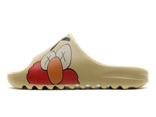 Yeezy Slides Desert Sand Cartoon