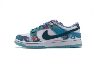Futura Laboratories x Nike SB Dunk Low HF6061-400