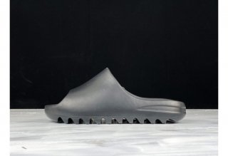 ADIDAS YEEZY SLIDE BLACK FX0495