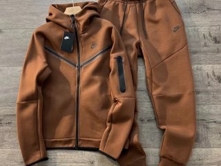Nike NSW Tech Fleece NK1118-011