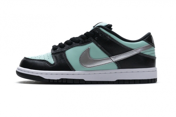 Nike Dunk SB Low Diamond Supply Co. "Tiffany" 304292-402