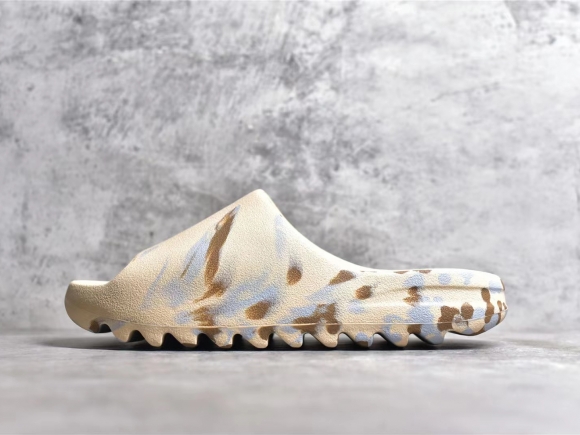 Kanye West x Adidas Yeezy Slide"Bone" GW1932
